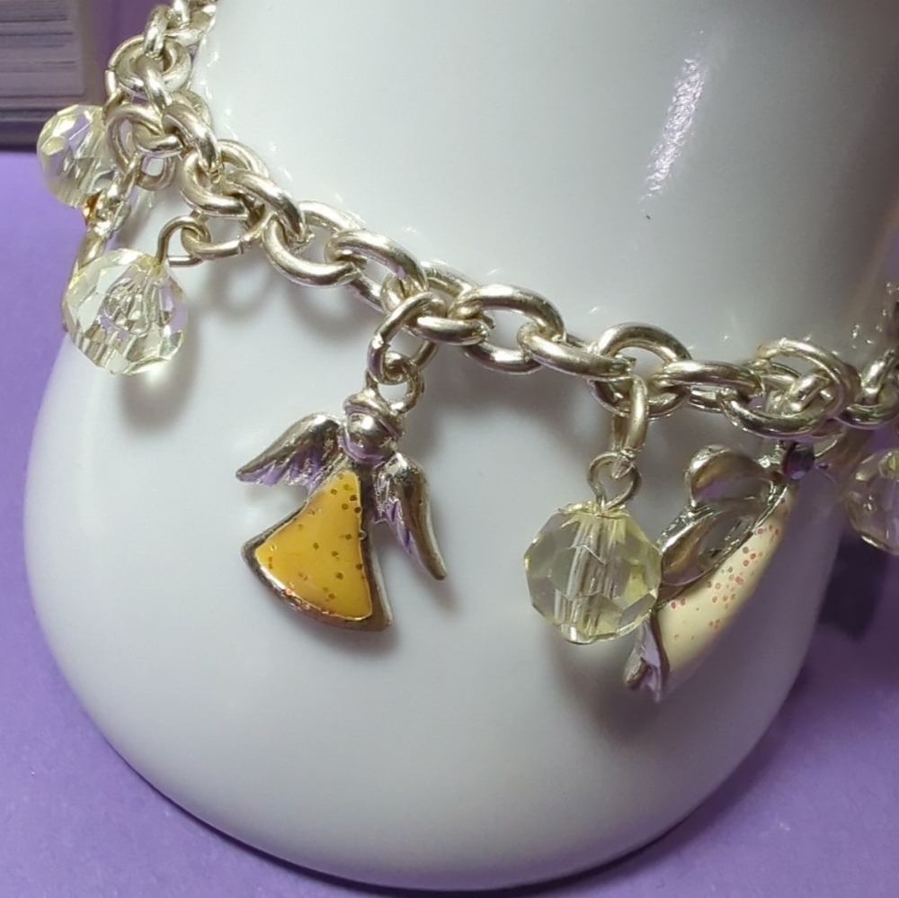 Oval Link Chain Charm Bracelet  With Angel Theme Vintage Lobster Clasp